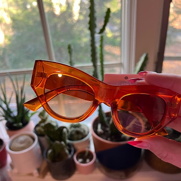 Victor Glemaud X Target orange  sunglasses main image 5
